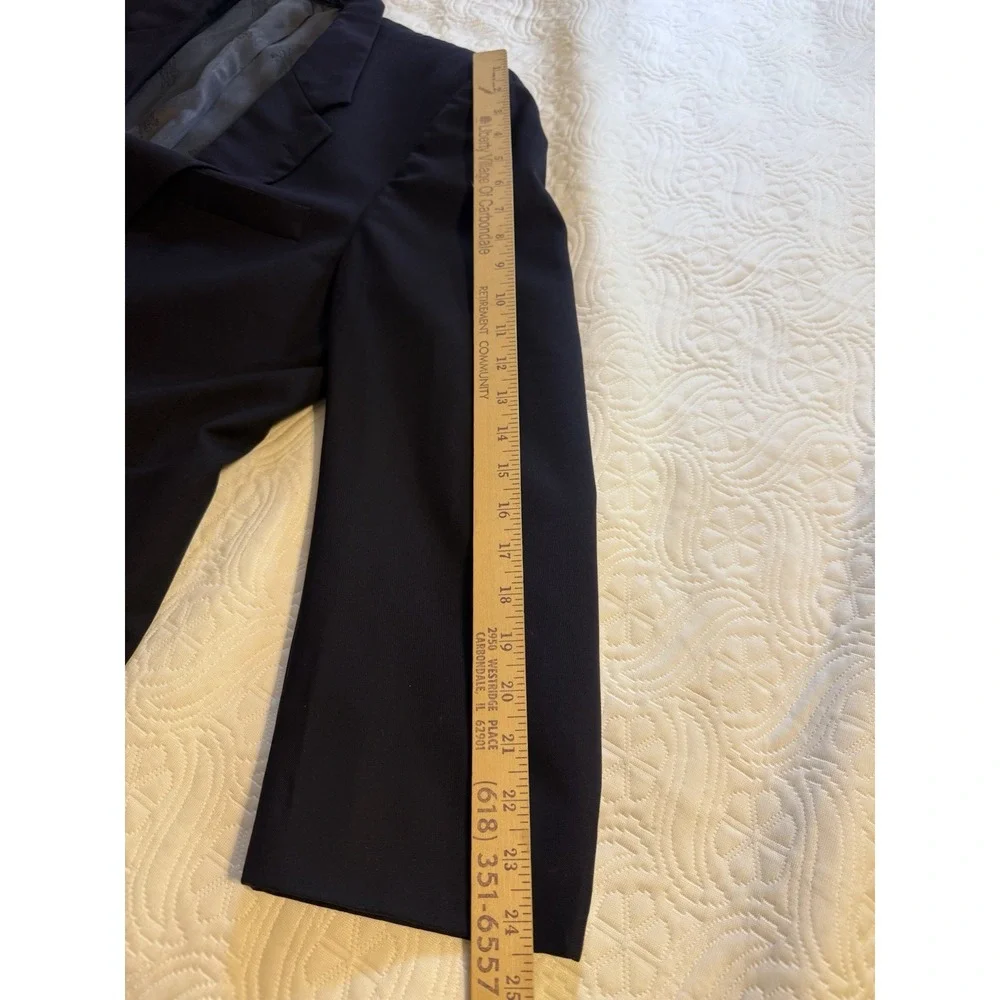 Vintage Burberry's Navy Wool Blazer Men L 44R Gold Two Button Saks Fifth Avenue